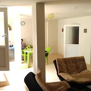 旅馆 Comfort, 第比利斯